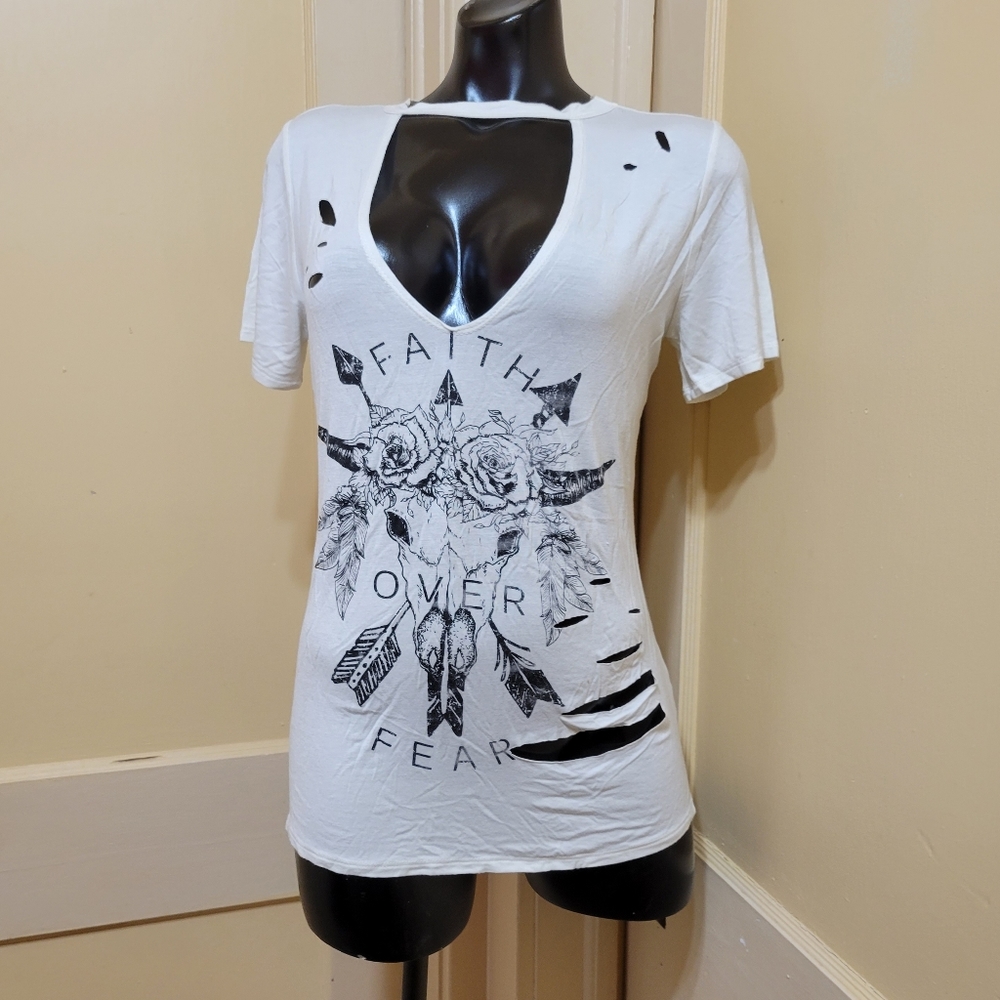 West Coast Love  Distressed Tee Shirt graphic Faith Over Fear